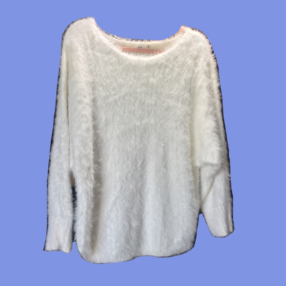 GAP Sweater